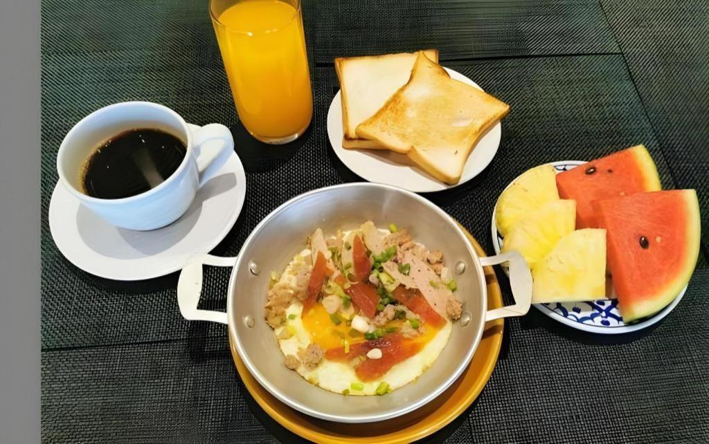 The Regent Ubon Hotel Убон Ратчатани Екстериор снимка