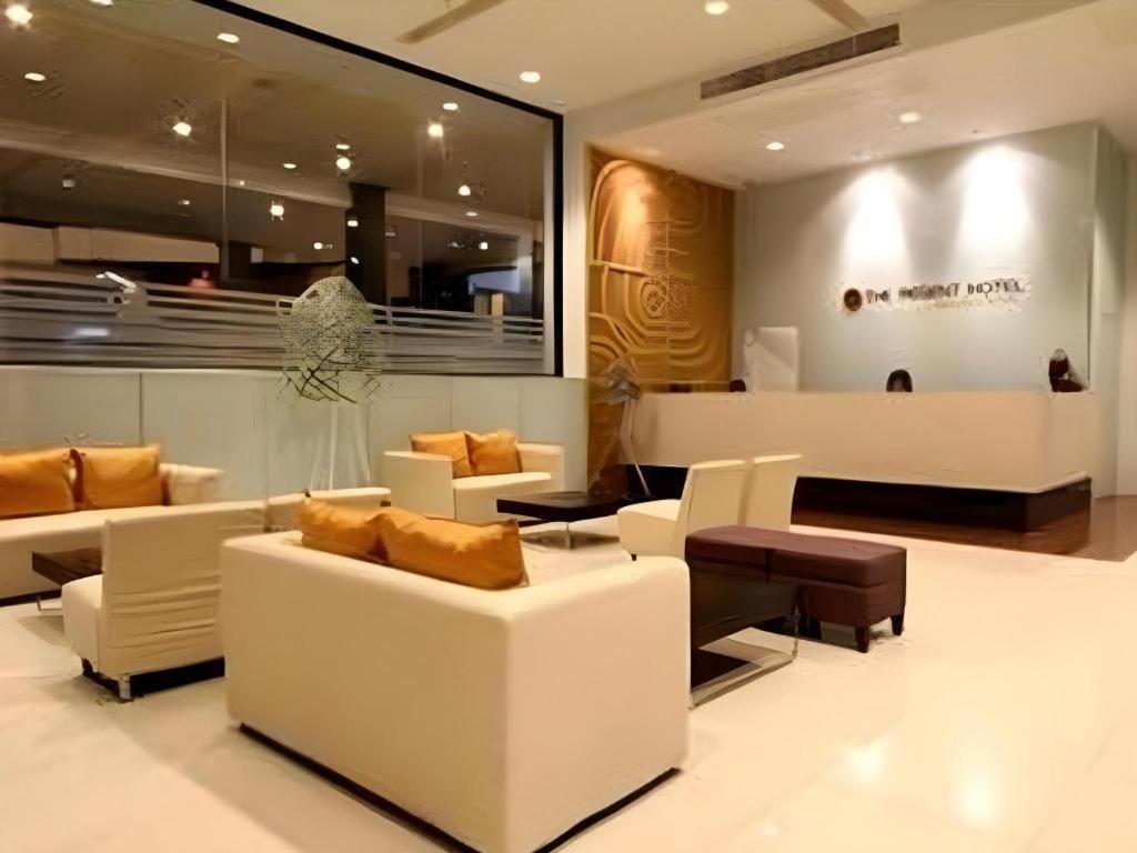 The Regent Ubon Hotel Убон Ратчатани Екстериор снимка