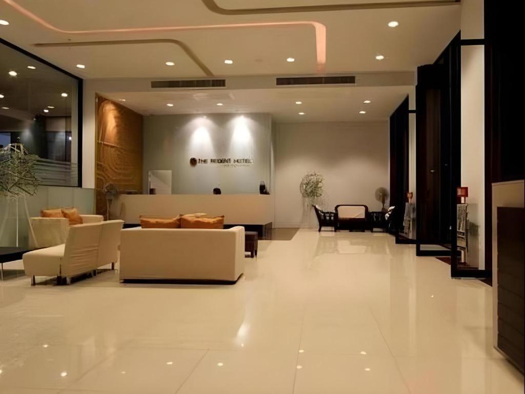 The Regent Ubon Hotel Убон Ратчатани Екстериор снимка