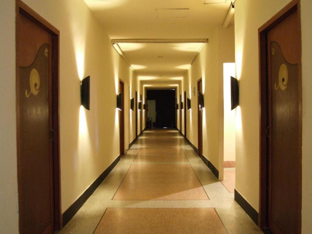 The Regent Ubon Hotel Убон Ратчатани Екстериор снимка