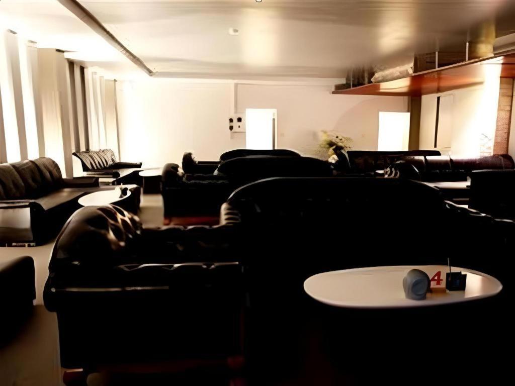 The Regent Ubon Hotel Убон Ратчатани Екстериор снимка