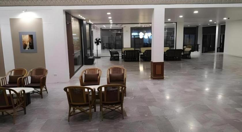 The Regent Ubon Hotel Убон Ратчатани Екстериор снимка
